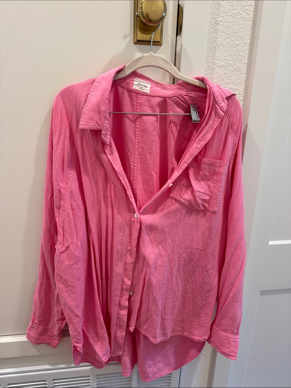 Aritzia pink linen shirt - medium